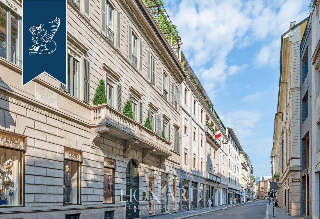 Apartment in Historic Center, Milan, Lombardy 1 - 17136374