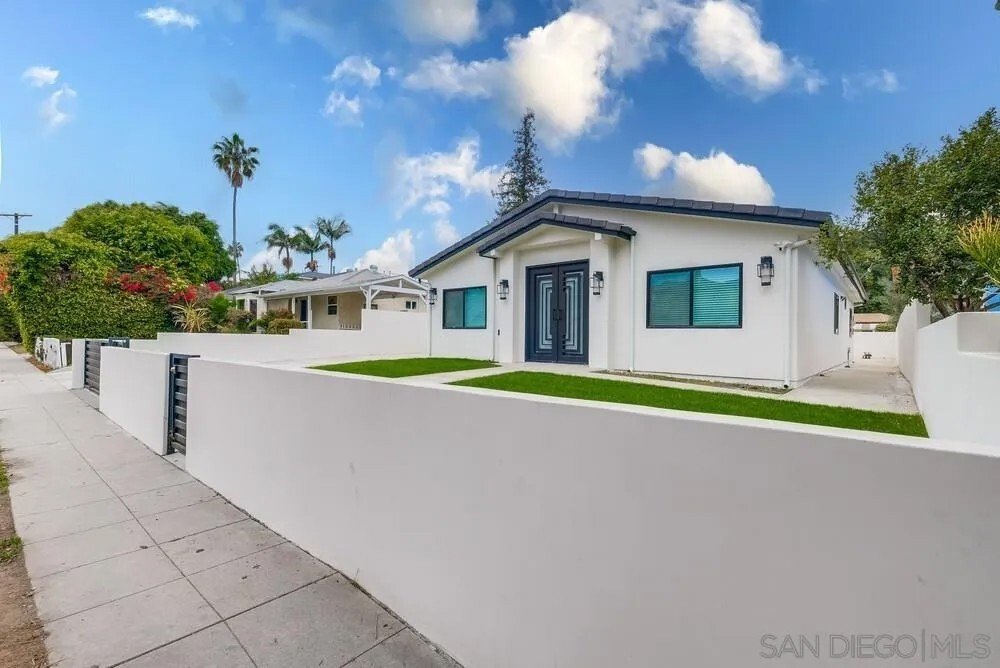 Los Angeles, California, United States 2 - 17135702