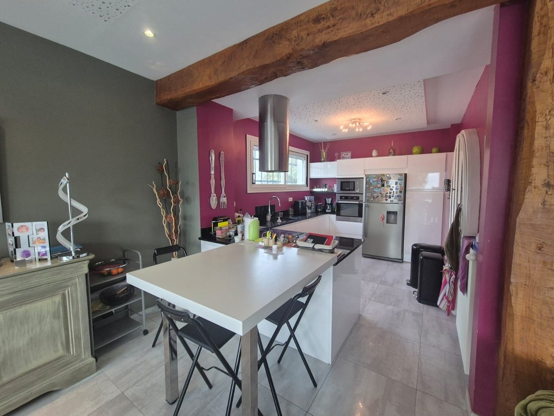 House in Vaux-sur-Mer, Nouvelle-Aquitaine, France 2 - 17135862