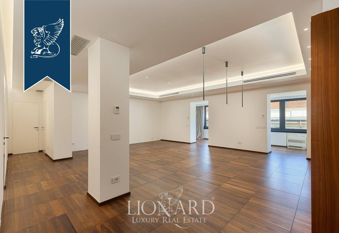 Apartment in Historic Center, Milan, Lombardy 4 - 17136374