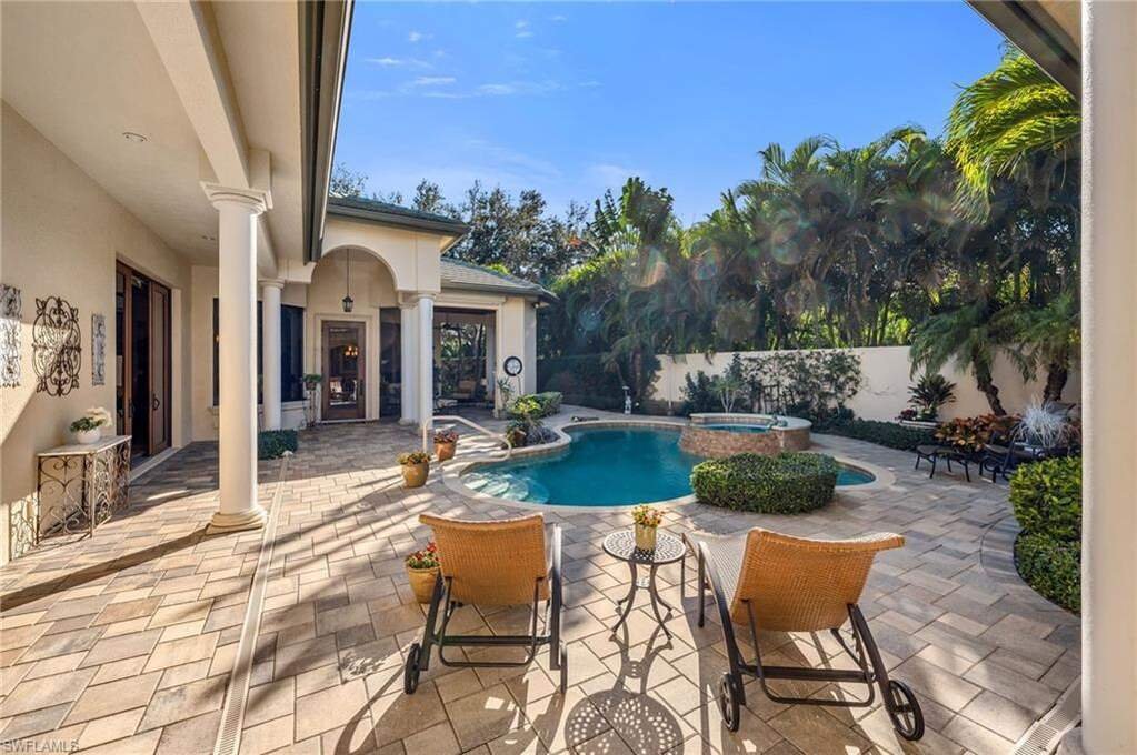 House in Naples, Florida, United States 4 - 17137136