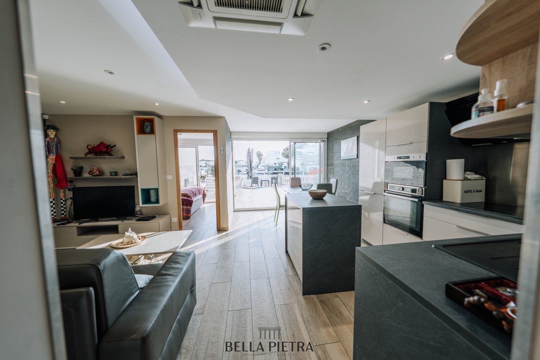 Apartment in Le Grau-du-Roi, Occitania, France 4 - 17136096