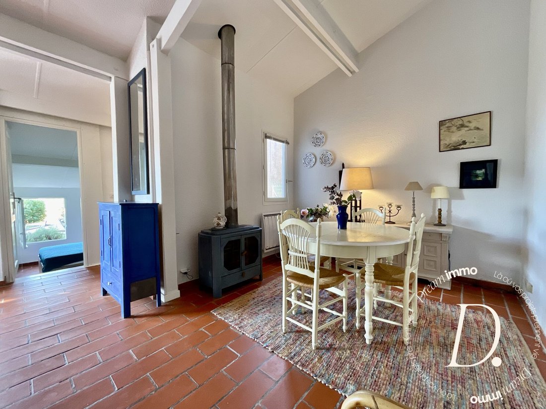 House in La Londe-les-Maures, Provence-Alpes-Côte d'Azur, France 2 - 17137007