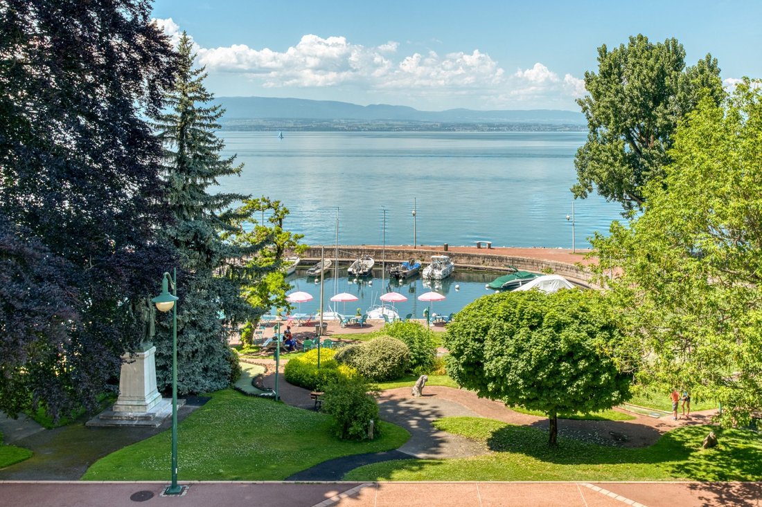 Apartment in Evian-les-Bains, Auvergne-Rhône-Alpes, France 1 - 17136974