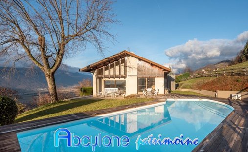 House in Froges, Auvergne-Rhône-Alpes, France 1