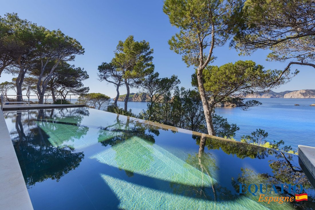 Villa in Llubi, Balearic Islands, Spain 1 - 17137203