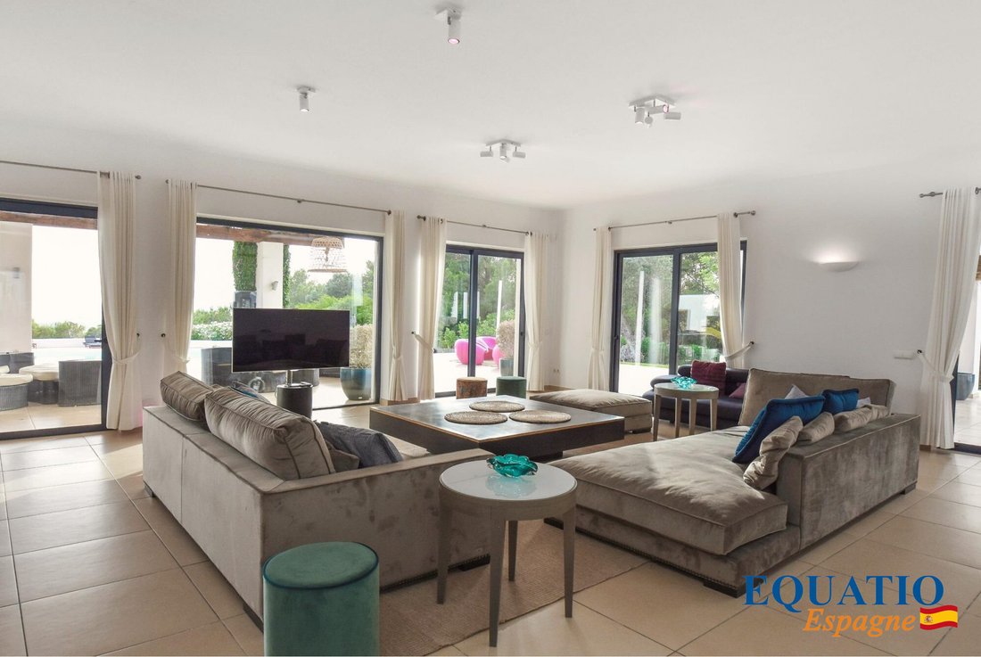 Villa in Ibiza Town, Balearic Islands, Spain 4 - 17137200