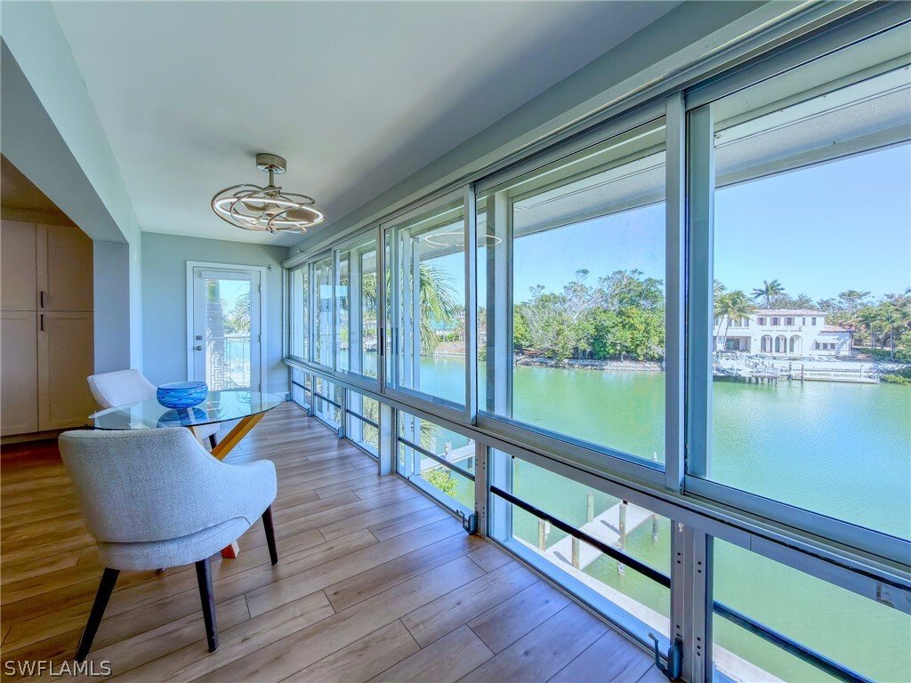 Condo in Naples, Florida, United States 4 - 17137403