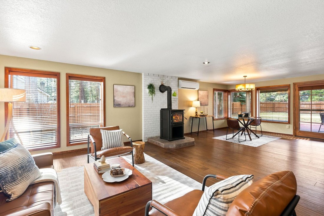 House in Sisters, Oregon, United States 1 - 17137593