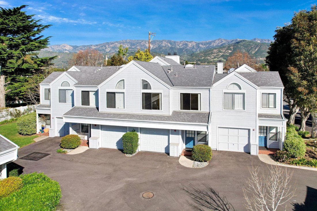 Condo in Carpinteria, California, United States 2 - 17137416