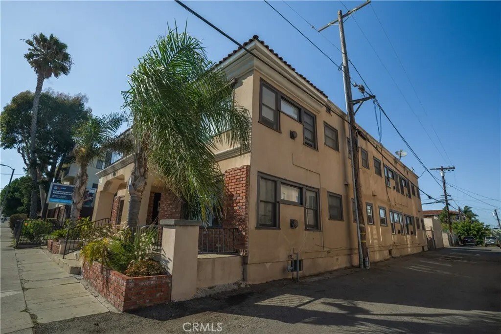 Los Angeles, California, United States 3 - 17137512