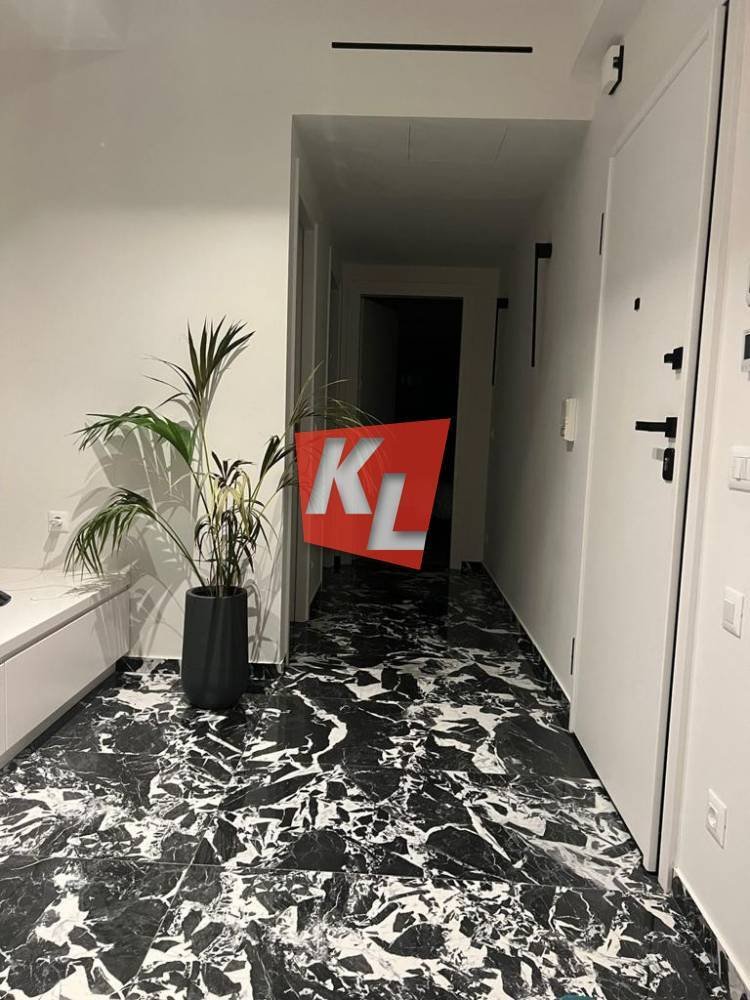Apartment in Sunoikia Kolonakiou, 1st District of Athens, Athens 4 - 17137655