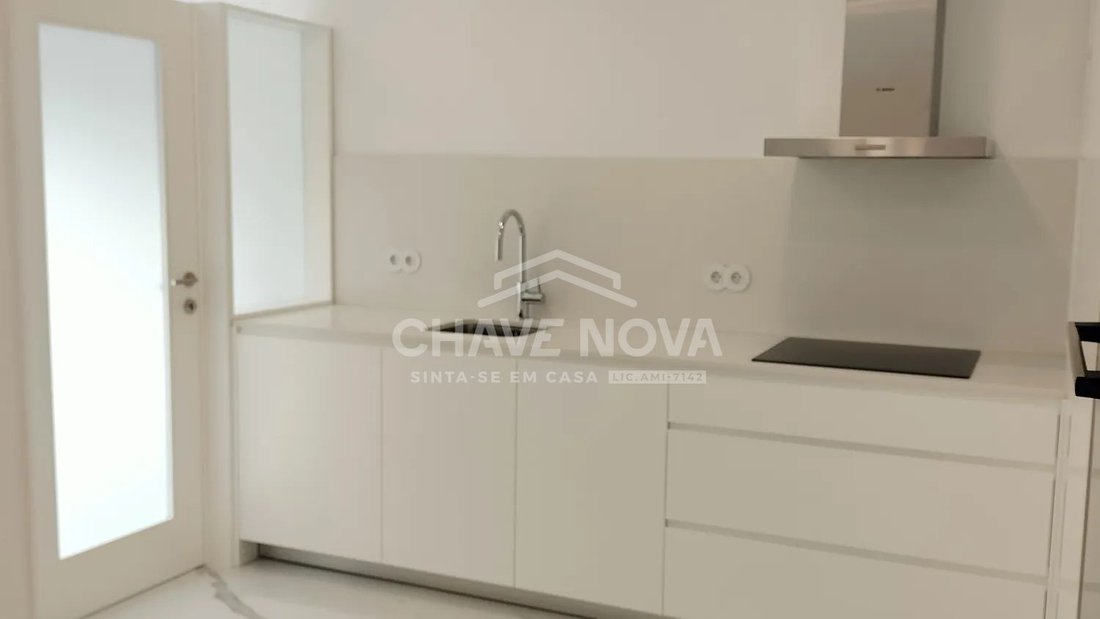 Apartment in Aldoar, Foz do Douro e Nevogilde, Porto District, Portugal 3 - 17137479
