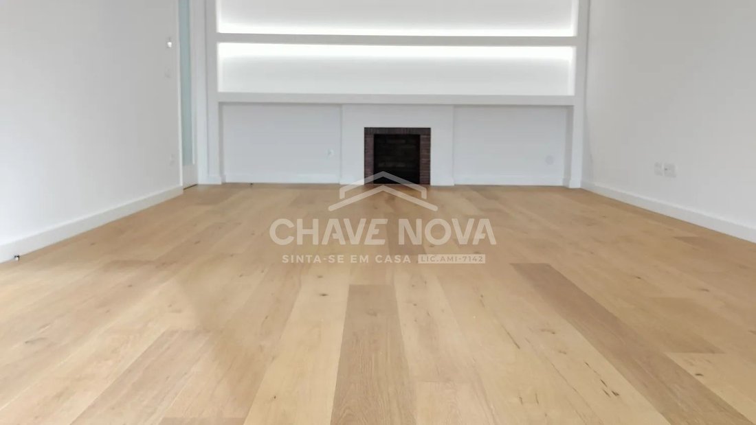Apartment in Aldoar, Foz do Douro e Nevogilde, Porto District, Portugal 2 - 17137479