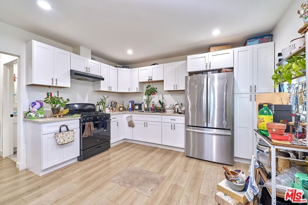 Whittier, California, United States 5 - 17137466
