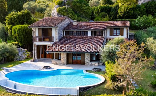 Villa in Gargnano, Lombardy, Italy 1