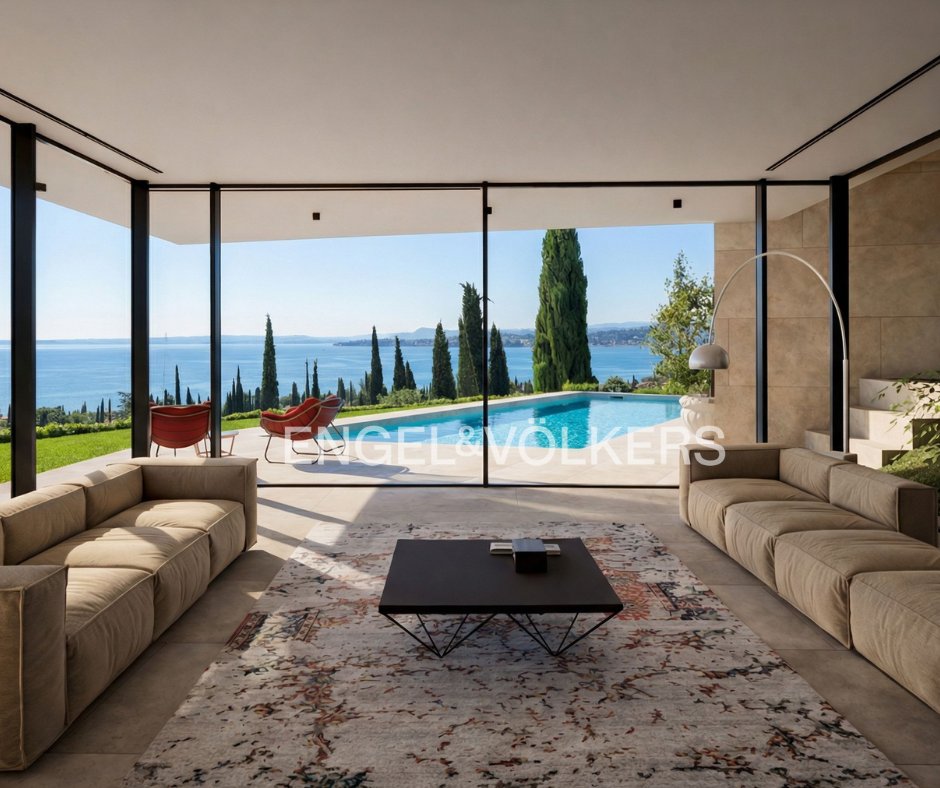 Villa in Gardone Riviera, Lombardy, Italy 1 - 17138046