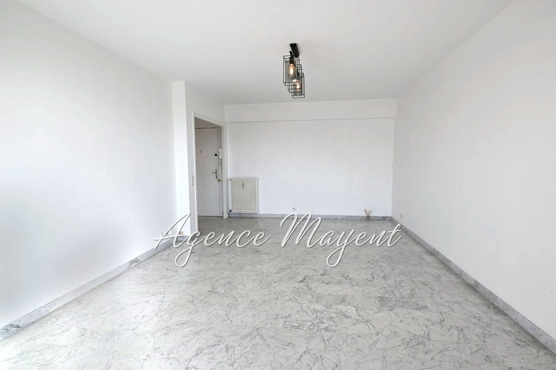 Apartment in La Source, Cannes, France 3 - 17137899