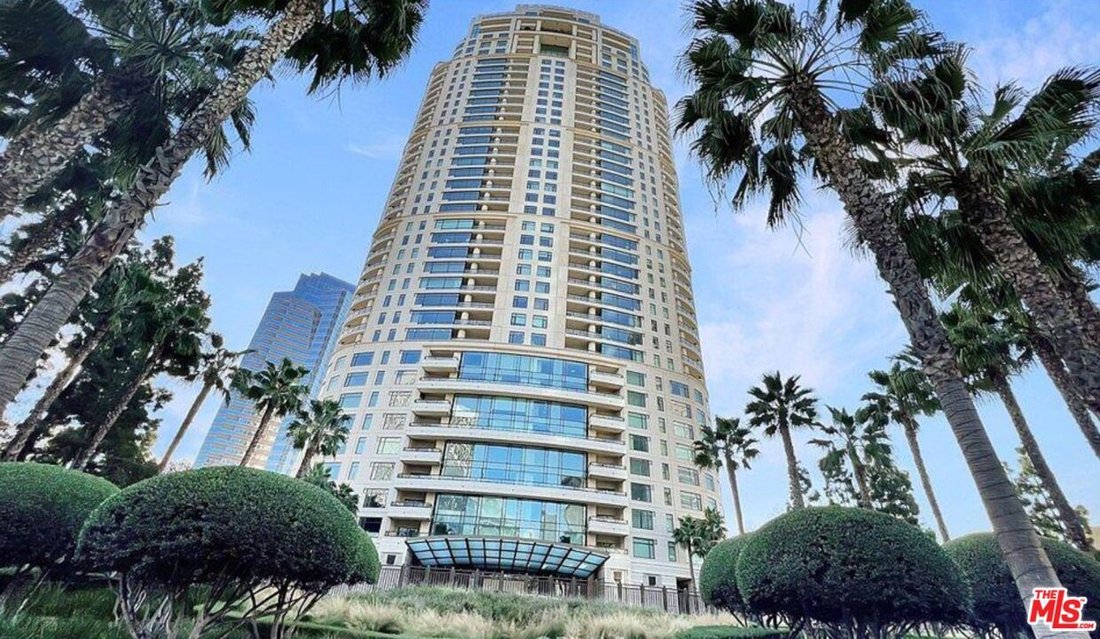 Condo in Los Angeles, California, United States 1 - 17138225