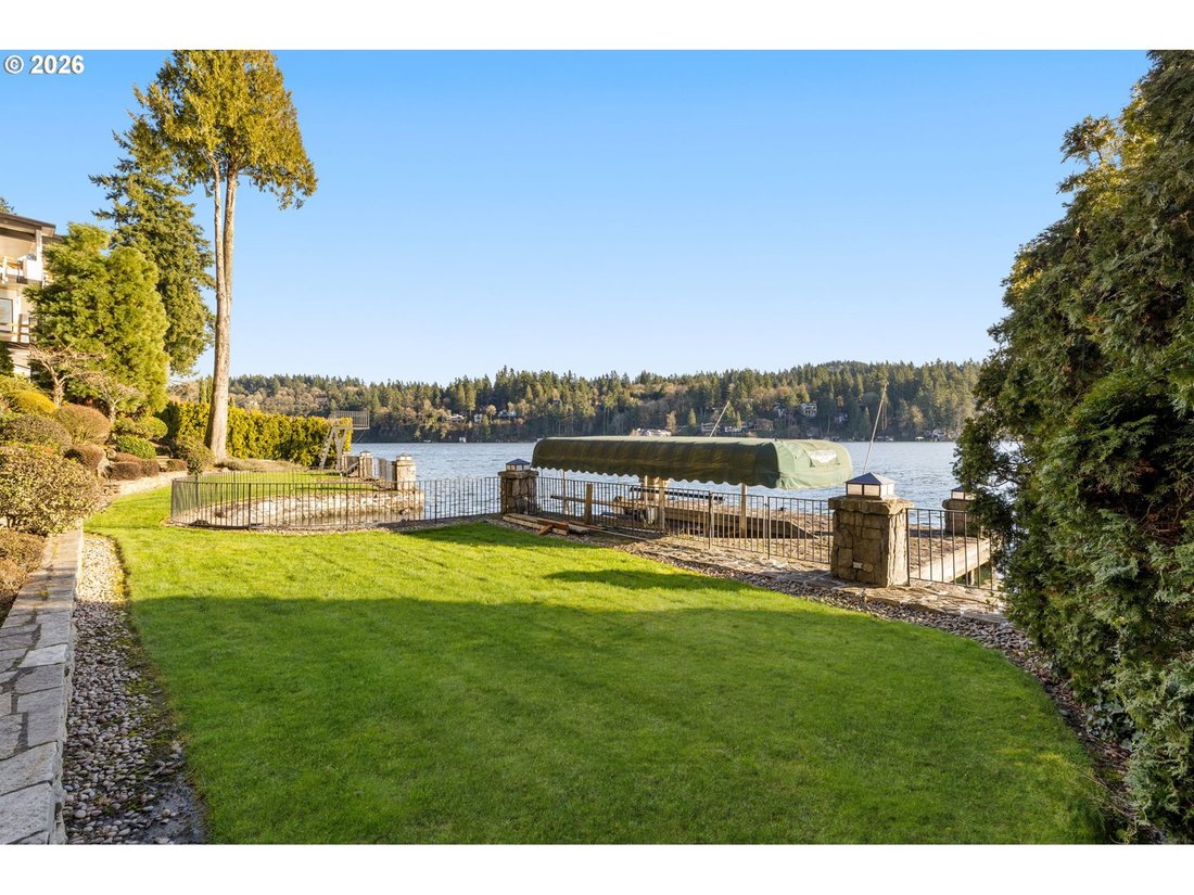 House in Lake Oswego, Oregon, United States 5 - 17138440