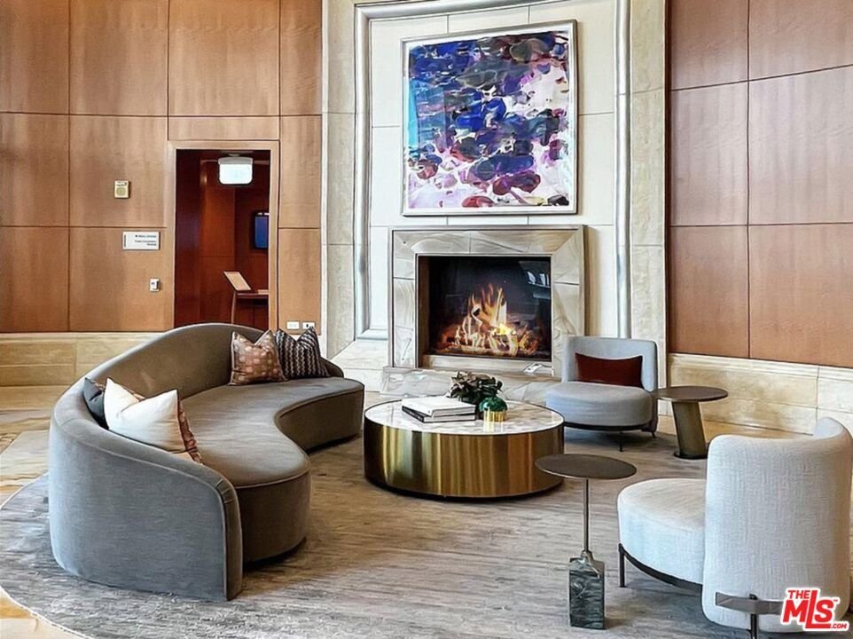 Condo in Los Angeles, California, United States 3 - 17138225