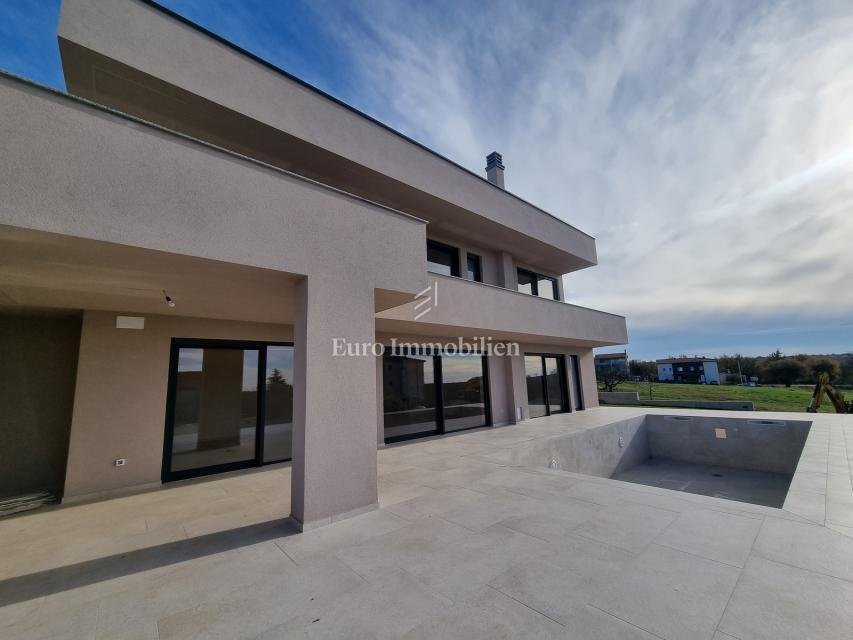House in Porec, Istria County, Croatia 2 - 14383033