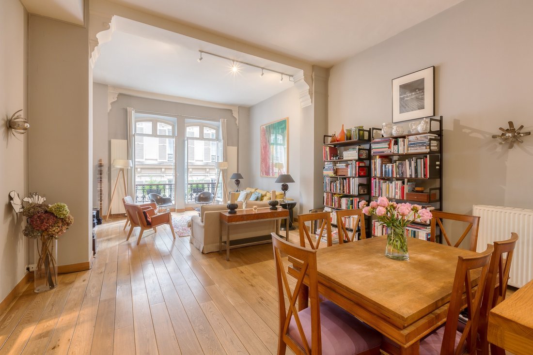 Apartment in Lorette-Martyrs, Paris 9e Arrondissement, Paris 4 - 17137801