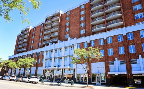 Eigentumswohnung in Birmingham, Michigan, Vereinigte Staaten 1