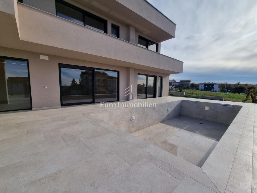 House in Porec, Istria County, Croatia 5 - 14383033