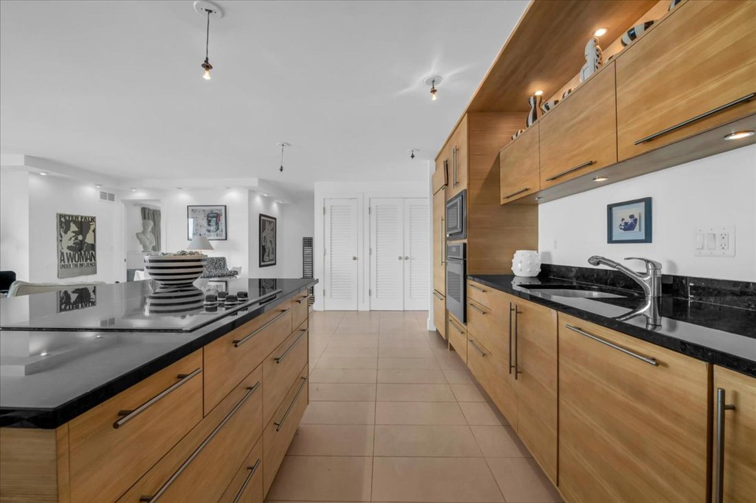 Condo in Birmingham, Michigan, United States 4 - 17138618