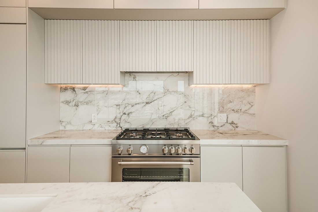 Condo in Montreal, Quebec, Canada 3 - 17138289