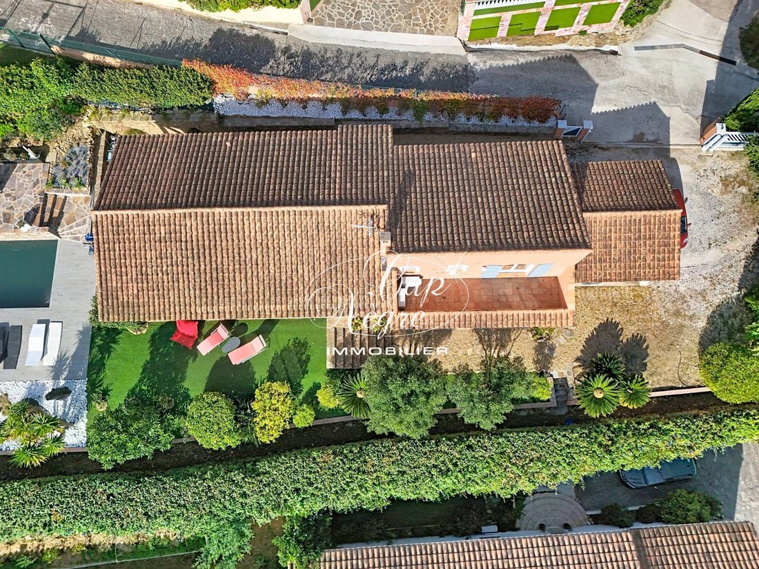 House in Le Lavandou, Provence-Alpes-Côte d'Azur, France 5 - 17137688