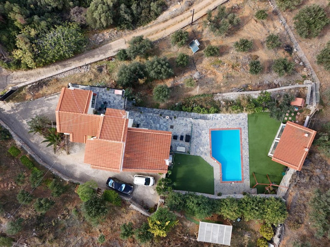 House in Community of Milatos, Neapoli Municipal Unit, Greece 1 - 16710415