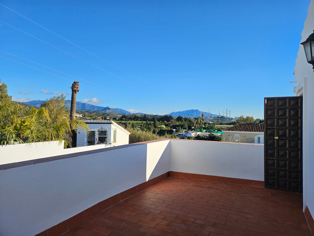 Villa in Estepona, Andalusia, Spain 5 - 17139011