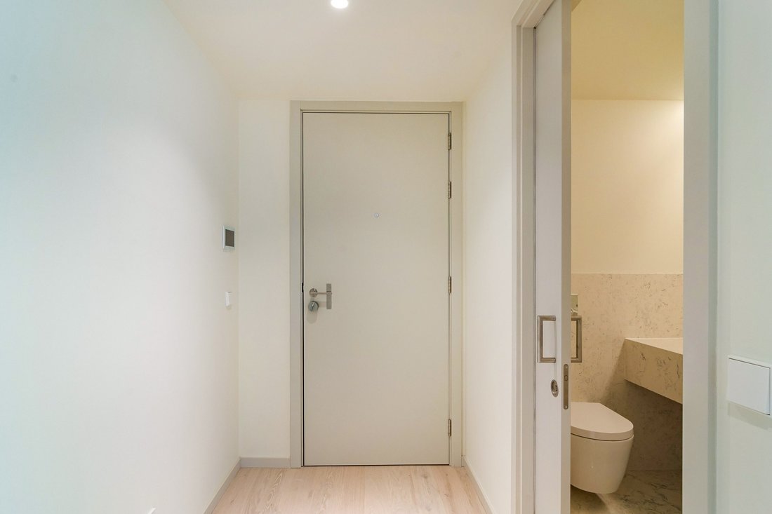 Apartment in Arroios, Lisbon, Portugal 5 - 17138995