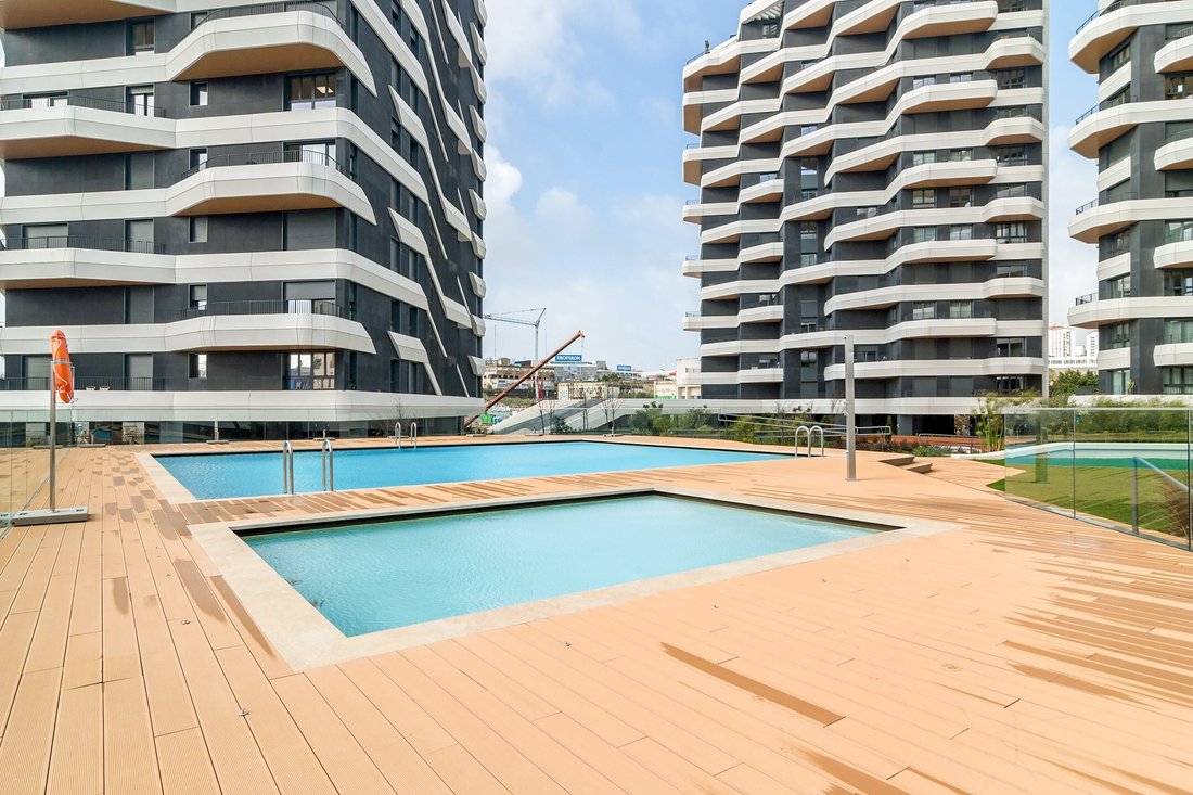Apartment in Arroios, Lisbon, Portugal 2 - 17138995