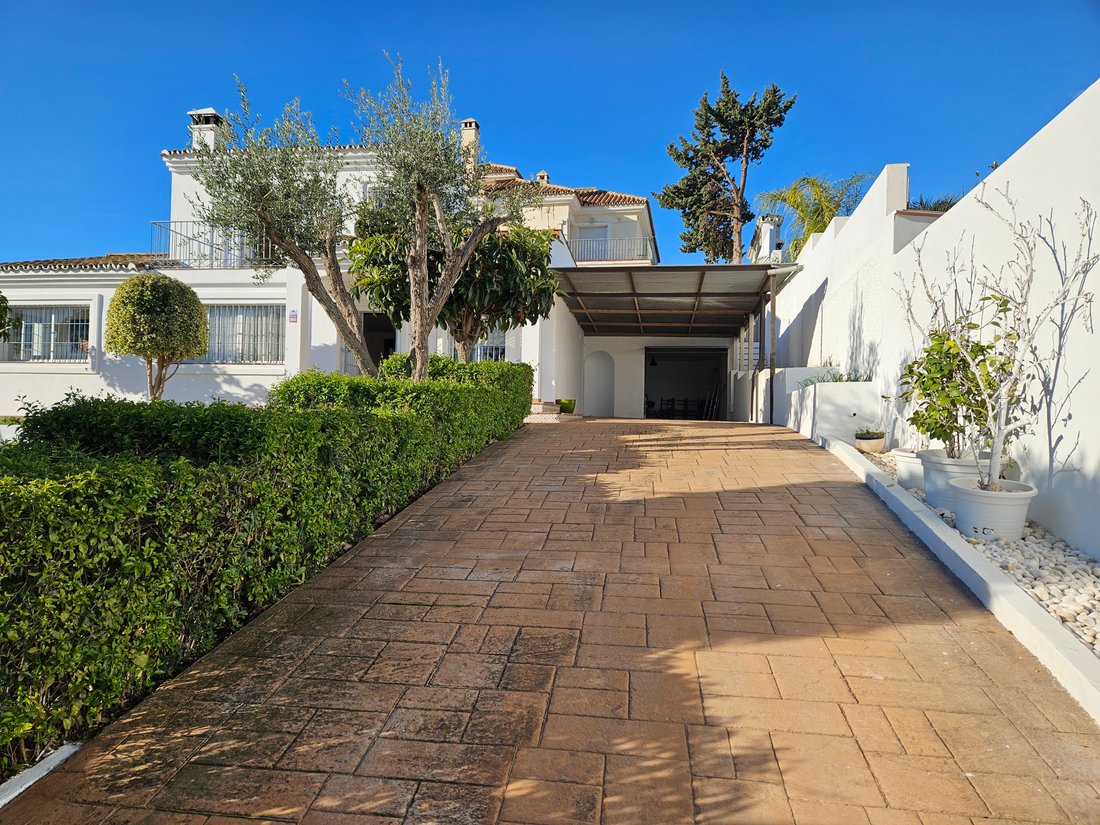 Villa in Estepona, Andalusia, Spain 3 - 17139011