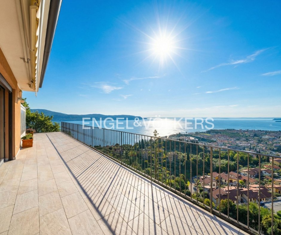 Villa in Center, Toscolano, Lombardy 1 - 17138920