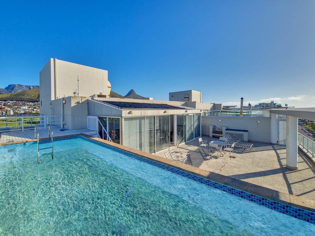 Apartment in Cape Town, Western Cape, South Africa 2 - 17138881