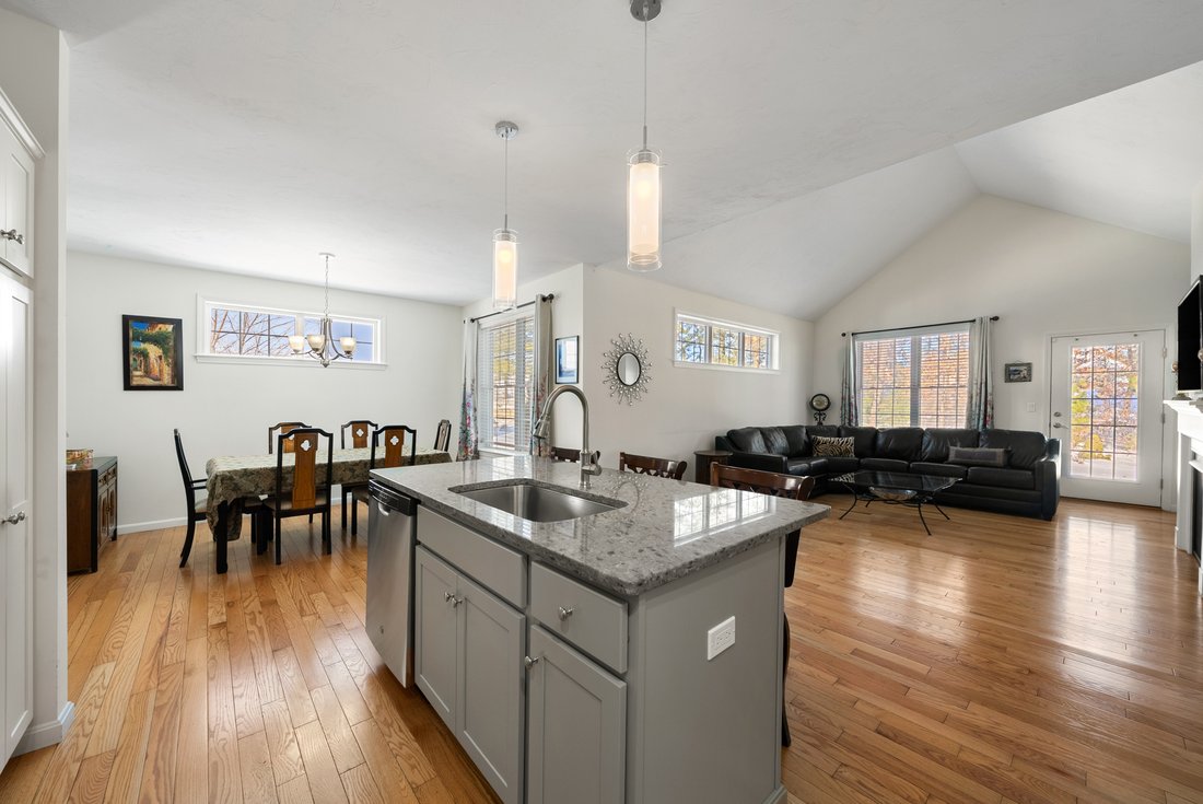 Condo in Plymouth, Massachusetts, United States 5 - 17138879