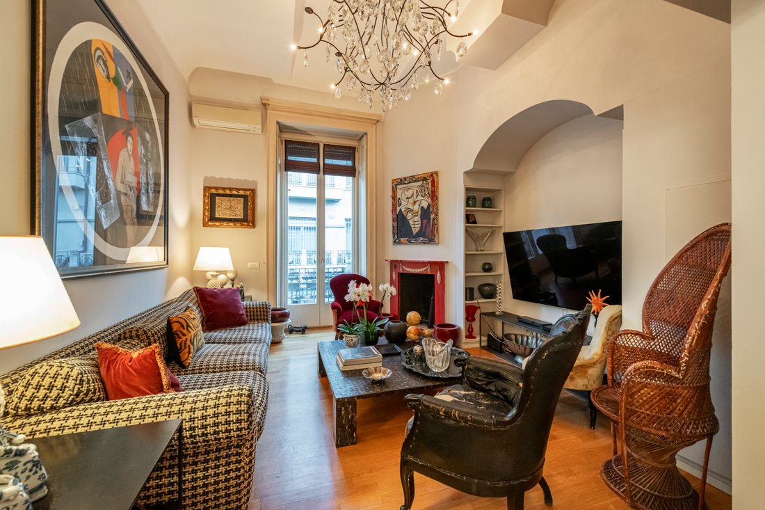 Apartment in Garibaldi - Porta Venezia, Milan, Lombardy 2 - 17139106