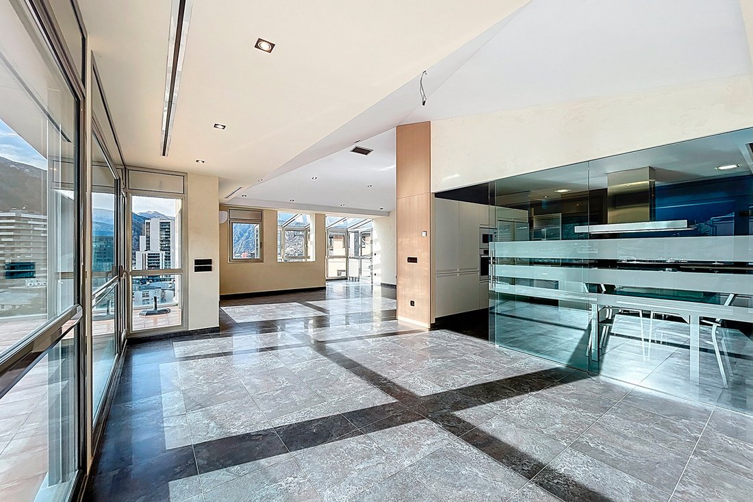 Apartment in Escaldes-Engordany, Escaldes-Engordany, Andorra 4 - 17139270
