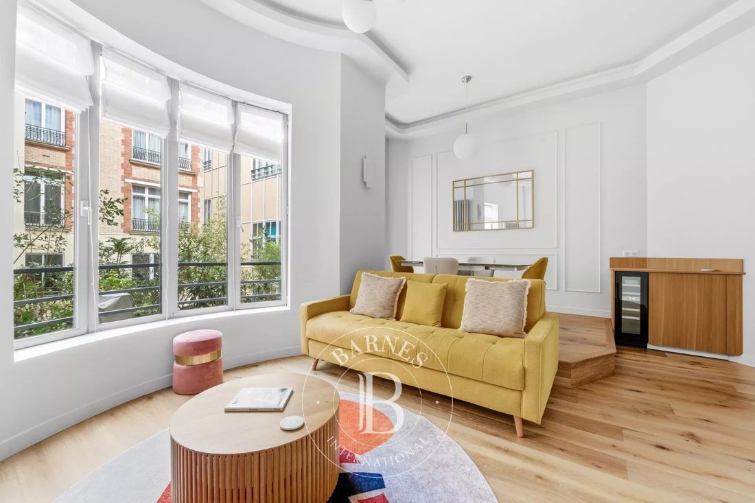 Apartment in Enfants Rouges, Paris 3e Arrondissement, Paris 1 - 17139802