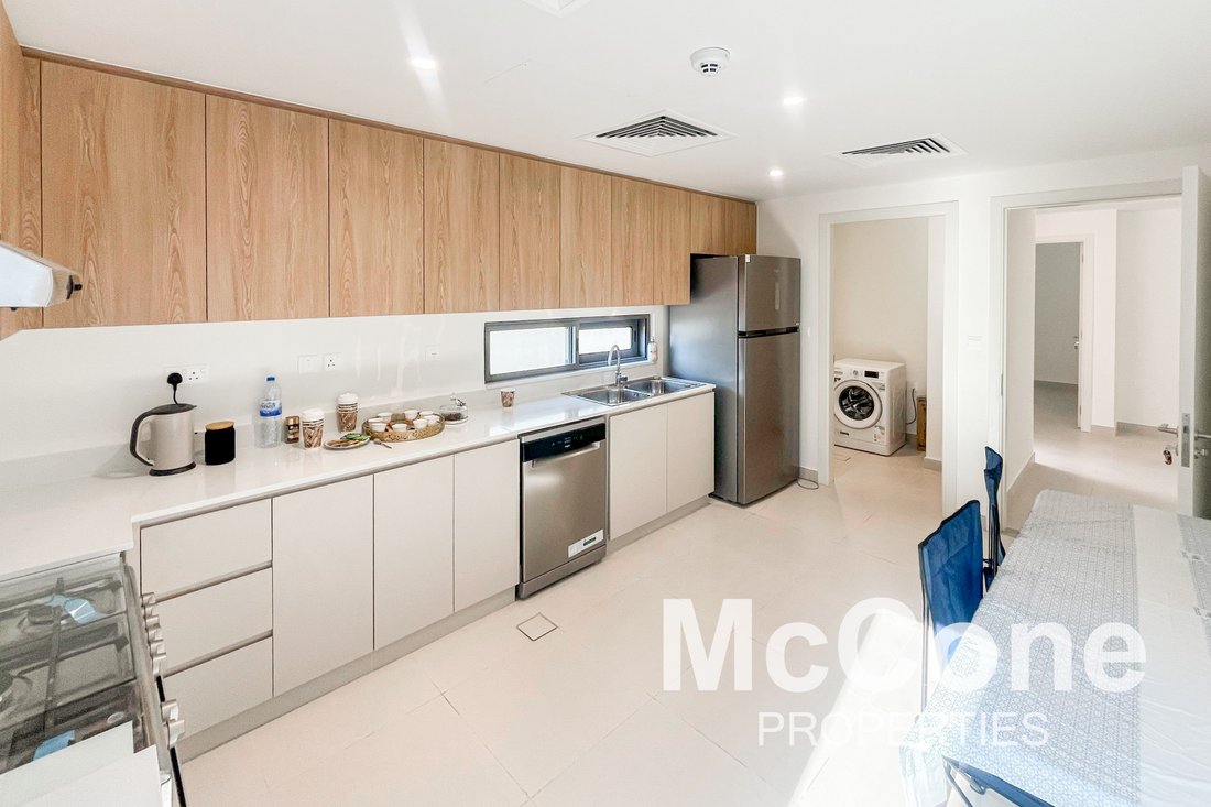 Villa in Dubai South, Dubai, United Arab Emirates 4 - 17139734