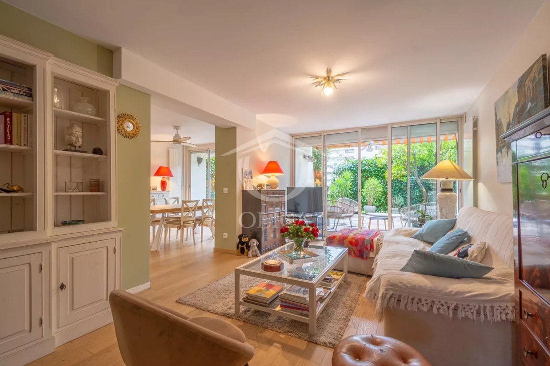 Apartment in Antibes, Provence-Alpes-Côte d'Azur, France 5 - 17139393