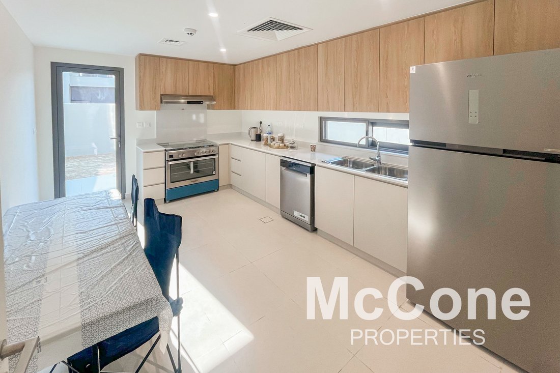 Villa in Dubai South, Dubai, United Arab Emirates 5 - 17139734