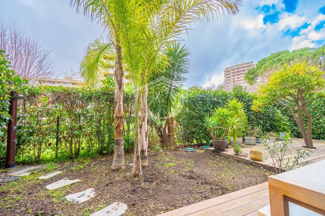 Apartment in Antibes, Provence-Alpes-Côte d'Azur, France 2 - 17139393