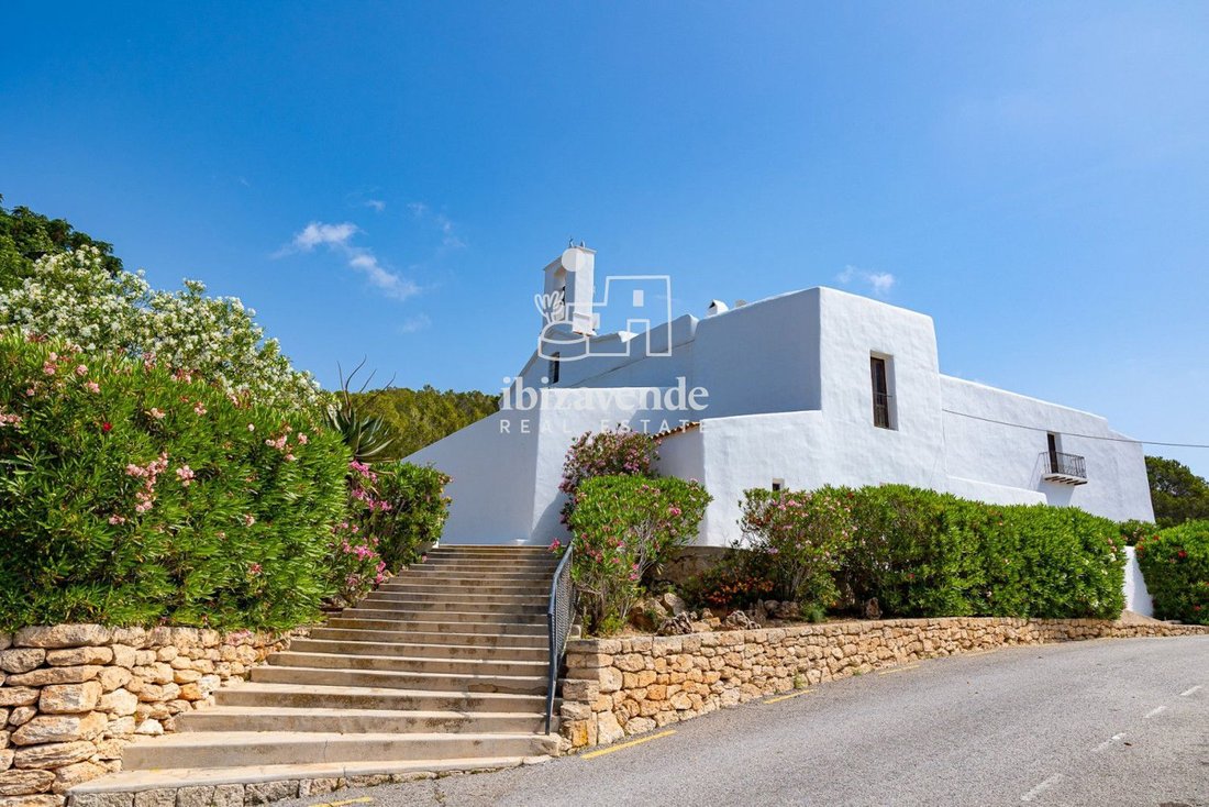 Villa in Santa Eularia des Riu, Balearic Islands, Spain 2 - 17139839