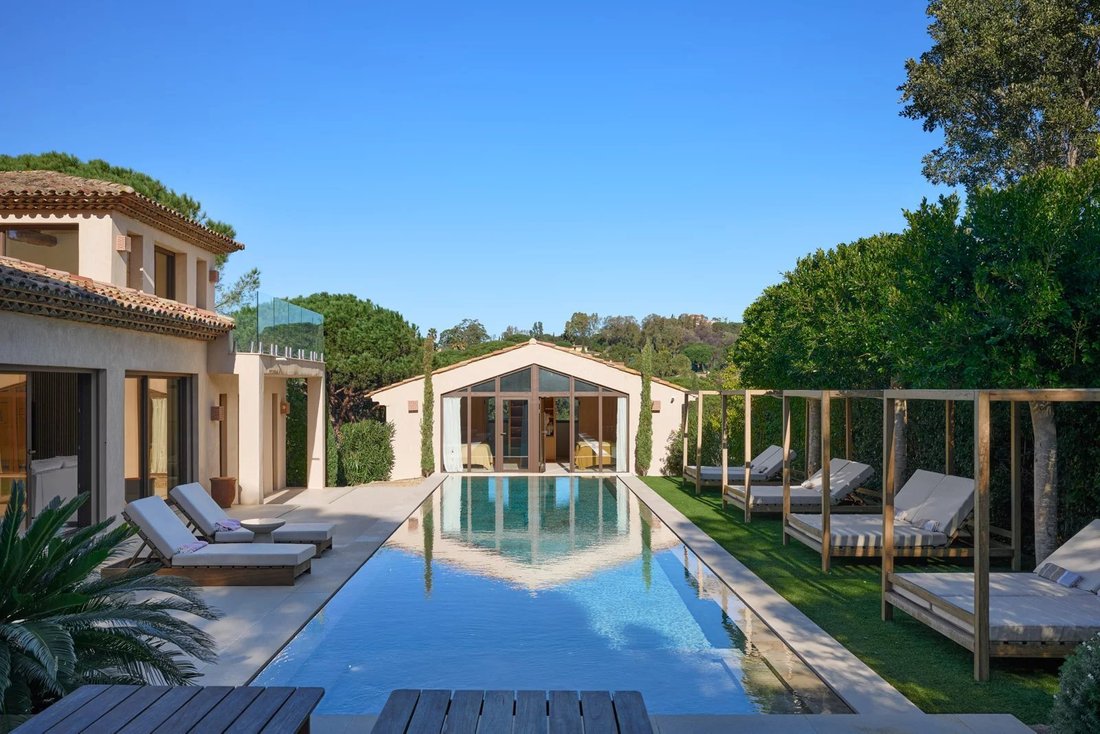 Villa in Ramatuelle, Provence-Alpes-Côte d'Azur, France 4 - 17139776