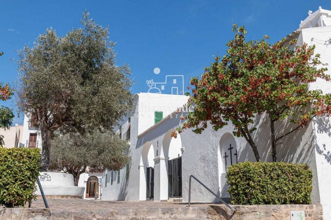 Villa in Sant Rafel de sa Creu, Sant Antoni de Portmany, Balearic Islands 3 - 17139812